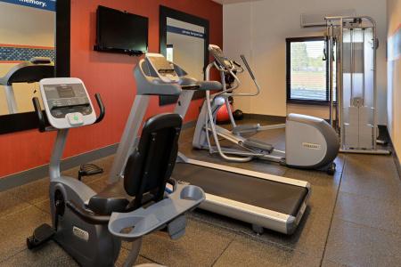 Hampton Inn Portland East - 16