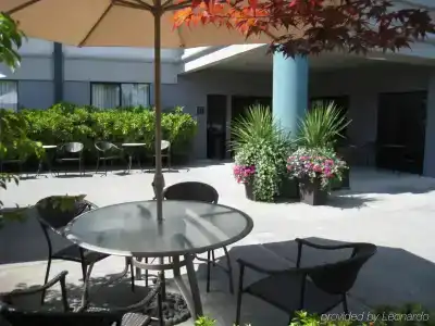 Holiday Inn Express Bellingham, An Ihg - 12