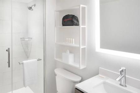 SpringHill Suites by Marriott New York Manhattan/Times Square South - 7