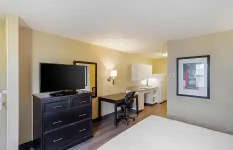 Extended Stay America Suites - New York City - LaGuardia Airport - 29
