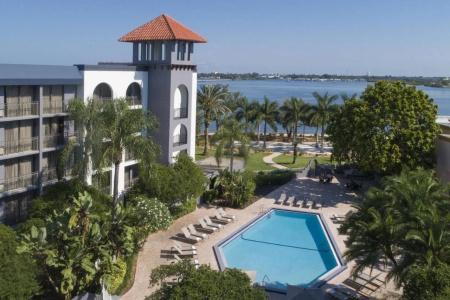Courtyard by Marriott Sarasota/Riverfront - 13