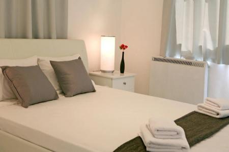 Corina Suites & - 8