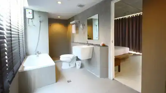 B2 Sea View Pattaya - 9
