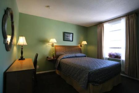 James Bay Inn, Suites & Cottage - 56