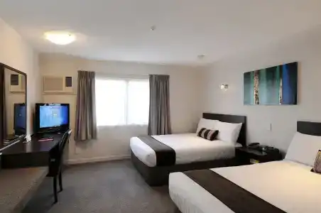 The Surrey - 34