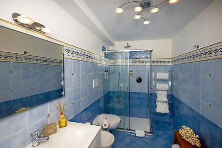 Eden Roc Suites - 485