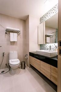 Adelphi Suites Bangkok - Sha Extra Plus - 150