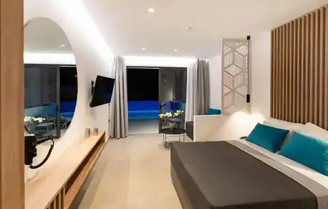 Zoes & Suites - 6