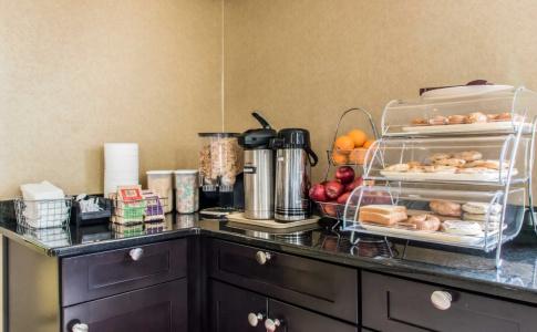 Best Western North - 10