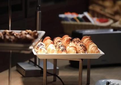 Courtyard by Marriott Wiesbaden-Nordenstadt - 10