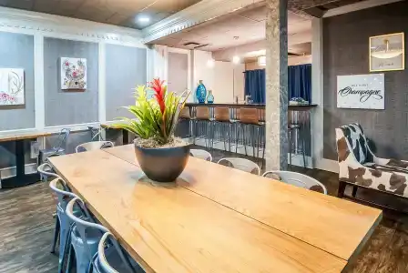 Best Western - 20