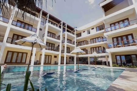 Sapphire Seas Beachfront - 16