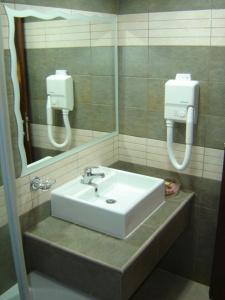 Sacallis Inn Beach - 73