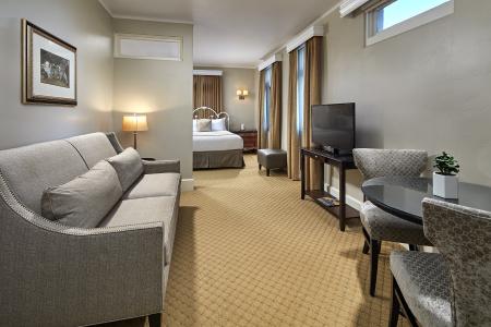 Glorietta Bay Inn - 4