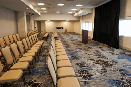 Holiday Inn Express & Suites - Aurora Medical Campus, An Ihg - 40