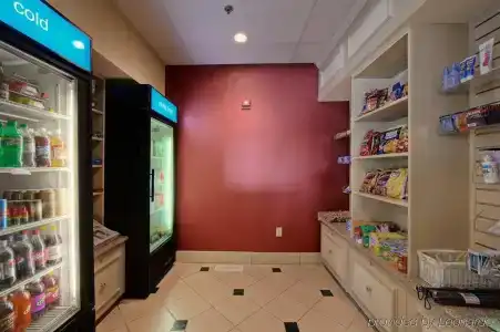 Hilton Garden Inn - 14