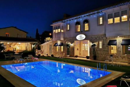 Salbakos Herakleia Boutique - 2