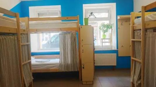 AntiHostel Forrest - 3