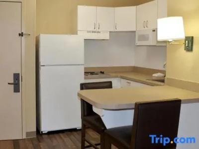 Extended Stay America Suites - - Airport - 26