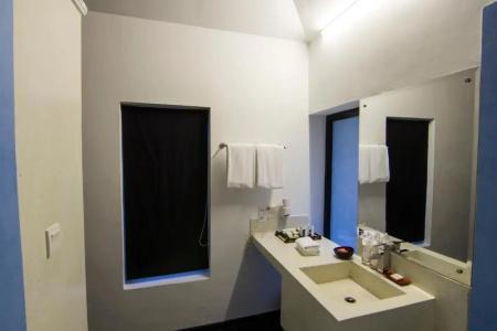 Apsara Greenland Boutique - 8