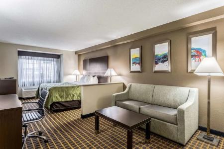 Quality Inn & Suites I-10 - 46