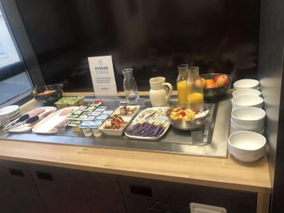 Kyriad Limoges Centre Gare - Atrium - 10