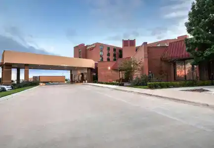 Courtyard by Marriott - 0