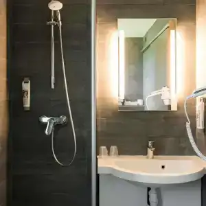 ibis Carcassonne Est la Cité - 35