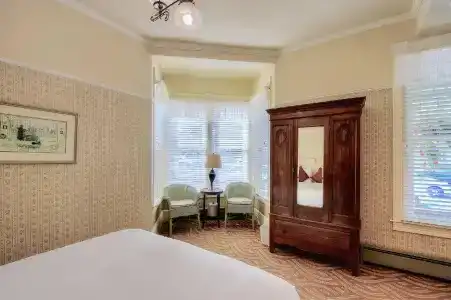 Centrella, a Kirkwood Collection - 5