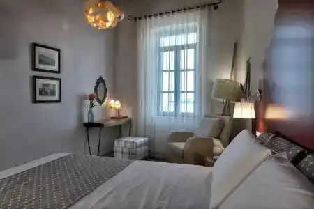 Elia Zampeliou - 30