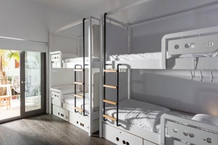 Cocoon City Hostel - 5
