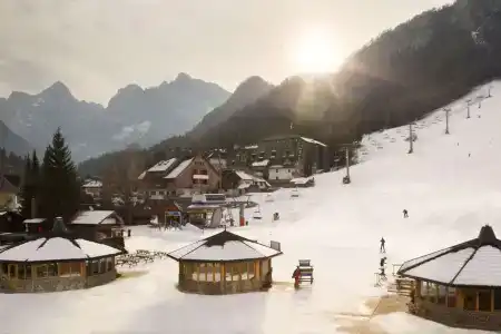 Ramada & Suites Kranjska Gora - 11