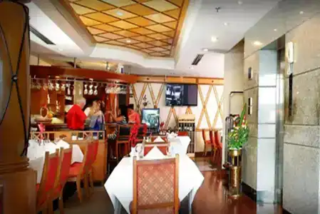 Majestic Suites - 18