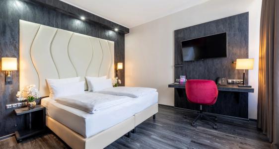 Plaza Schwerin; Sure Collection By Best Western - 180