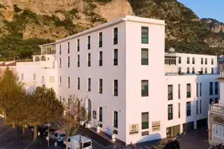 Panorama Palace - 34