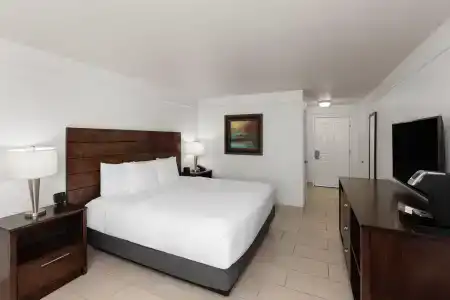 La Quinta by Wyndham Airport - 35