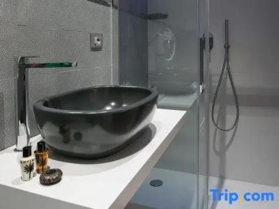 Caportigia Boutique - 144