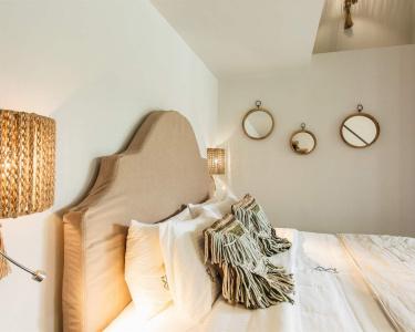 Blue Carpet Luxury Suites - 93