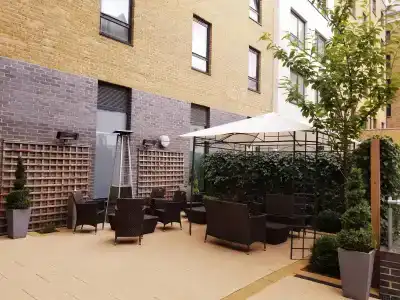 DoubleTree by Hilton London Angel Kings Cross - 25