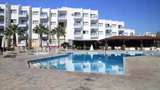 Papantonia Apts - 15
