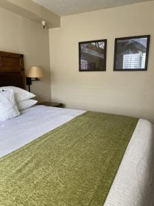GetAways at Park Regency - 46
