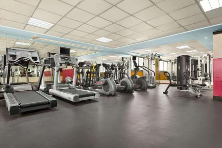 Howard Johnson Plaza by Wyndham Dubai Deira - 24