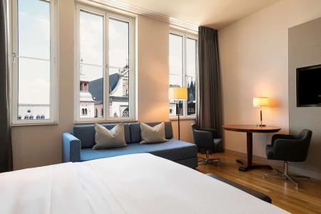 Hilton Cologne - 50