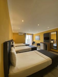 Roy Otel Akçay - 82