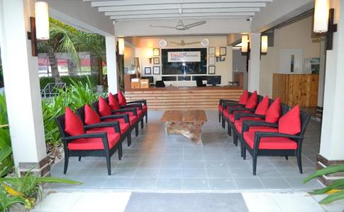 TME Retreats Dhigurah - 14