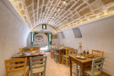 Ritsos Guesthouse - 24