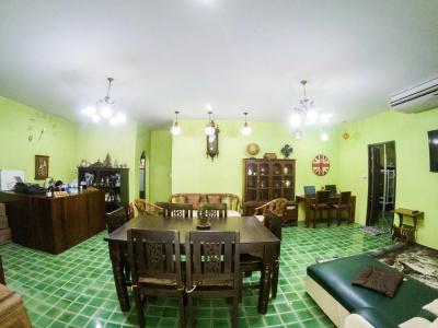 Plus Hostel Ayutthaya - 11