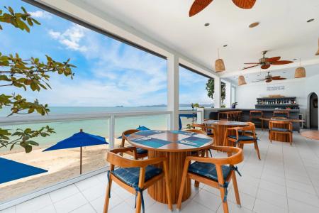 La Perle Luxury Boutique - 5