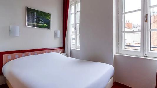 Ours Blanc - Centre - 18