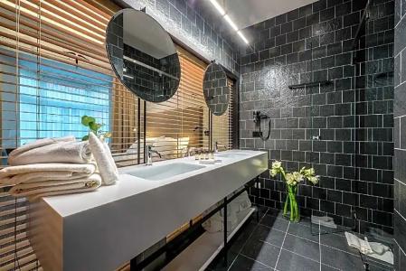 Artagonist Art - 33